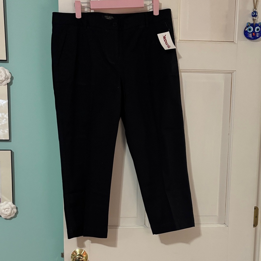 Talbots Black Capris